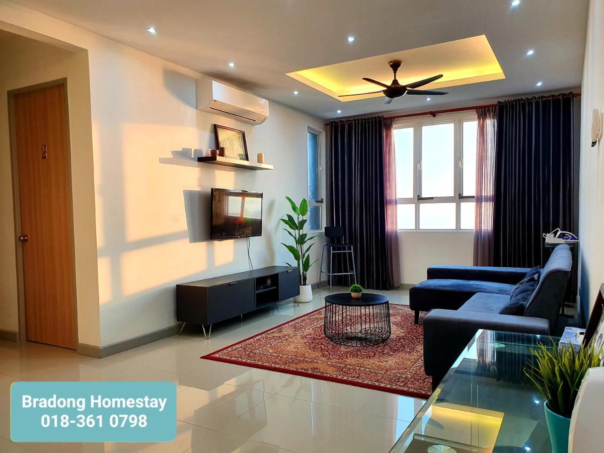 Bradong - Musllm Only, 3 Queen Bedrooms, Seaview, Infinity Pool, Gym, Near Drawbridge & Ktcc Mall